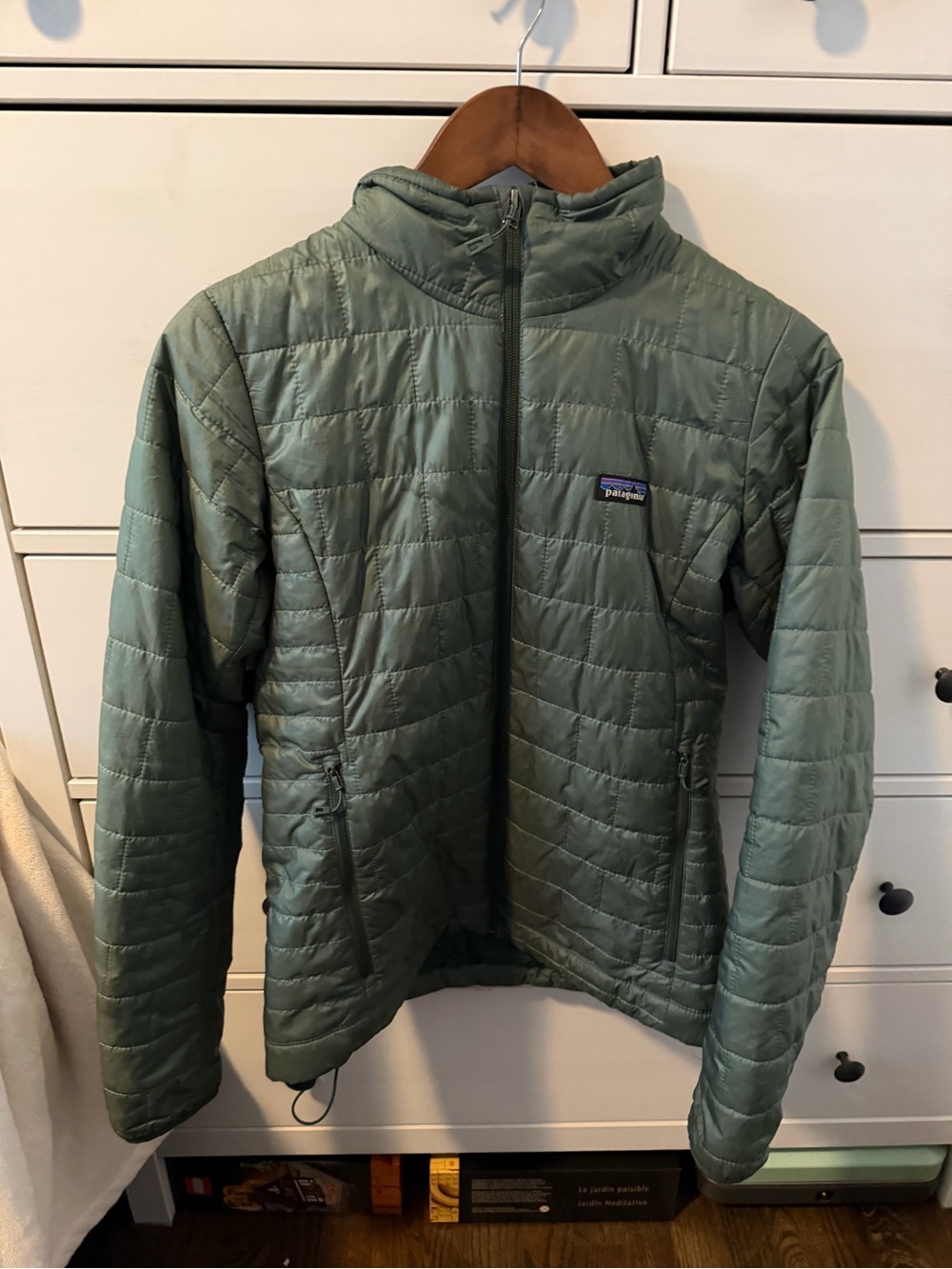 Patagonia Women’s Nano Puff Jacket - Old Growth Green - Picture 3 of 8